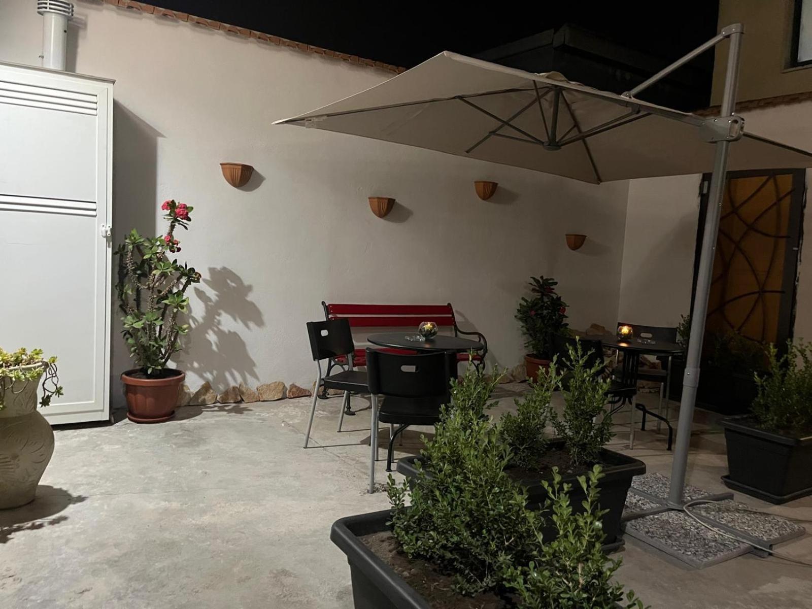 B&B Domus Joannina Pompei Exterior photo